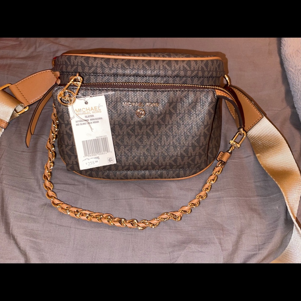 Michael Kors Slater Sling